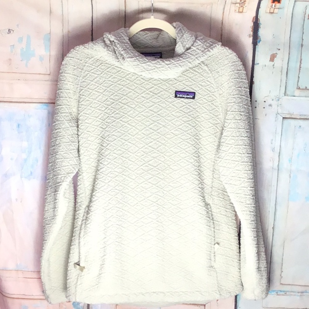 Patagonia White Quilted Hoodie